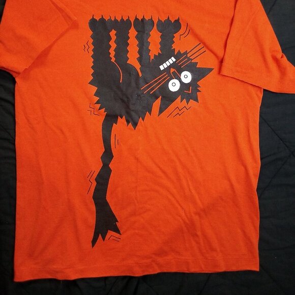 Vintage Crazy Black Scaredy Cat Kitten Halloween T-Shirt - Picture 3 of 7